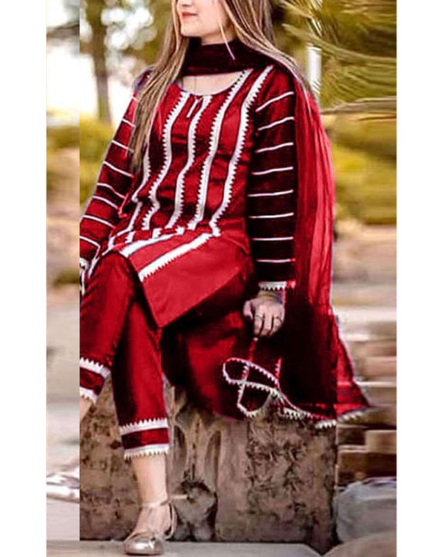 Elegant 2-Piece Embroidered Cotton Lawn Dress image 2