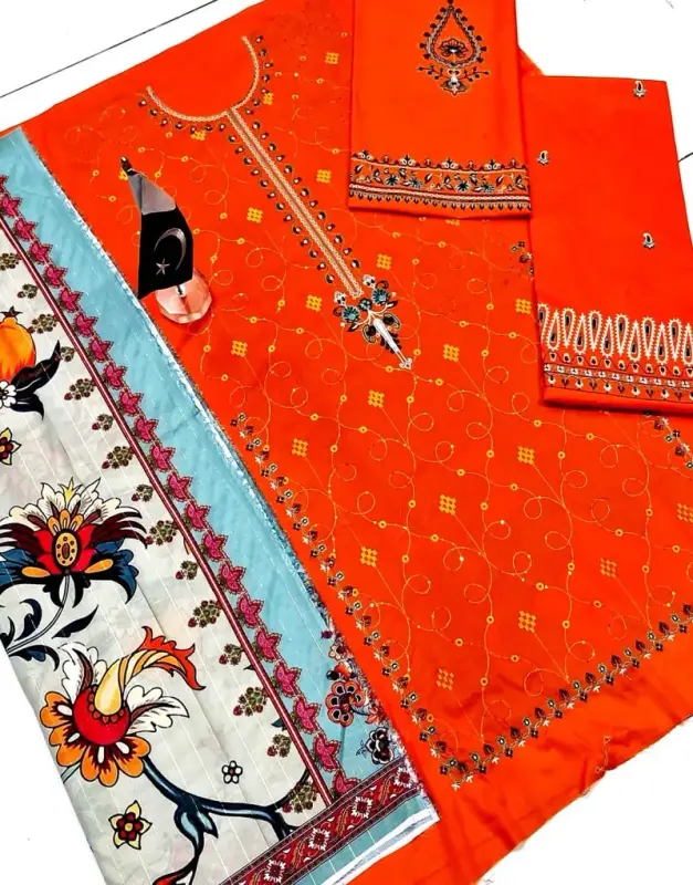 Fancy Embroidered Lawn Dress with Digital Print Diamond Dupatta image 3