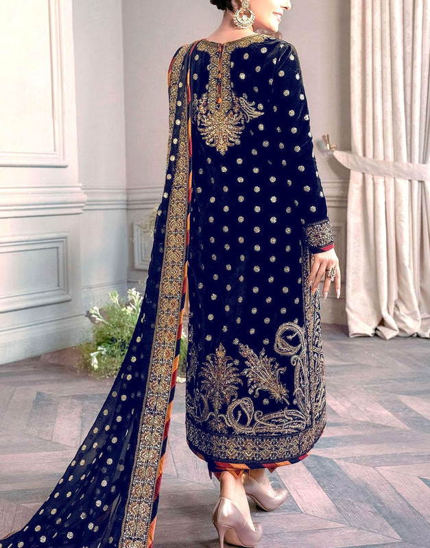 Luxury Heavy Embroidered Navy Blue Velvet Wedding Dress image 2