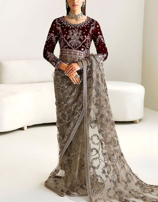 Luxury Heavy Embroidered Velvet and Net Bridal Saree 2026 with a heavily embroidered pallu.